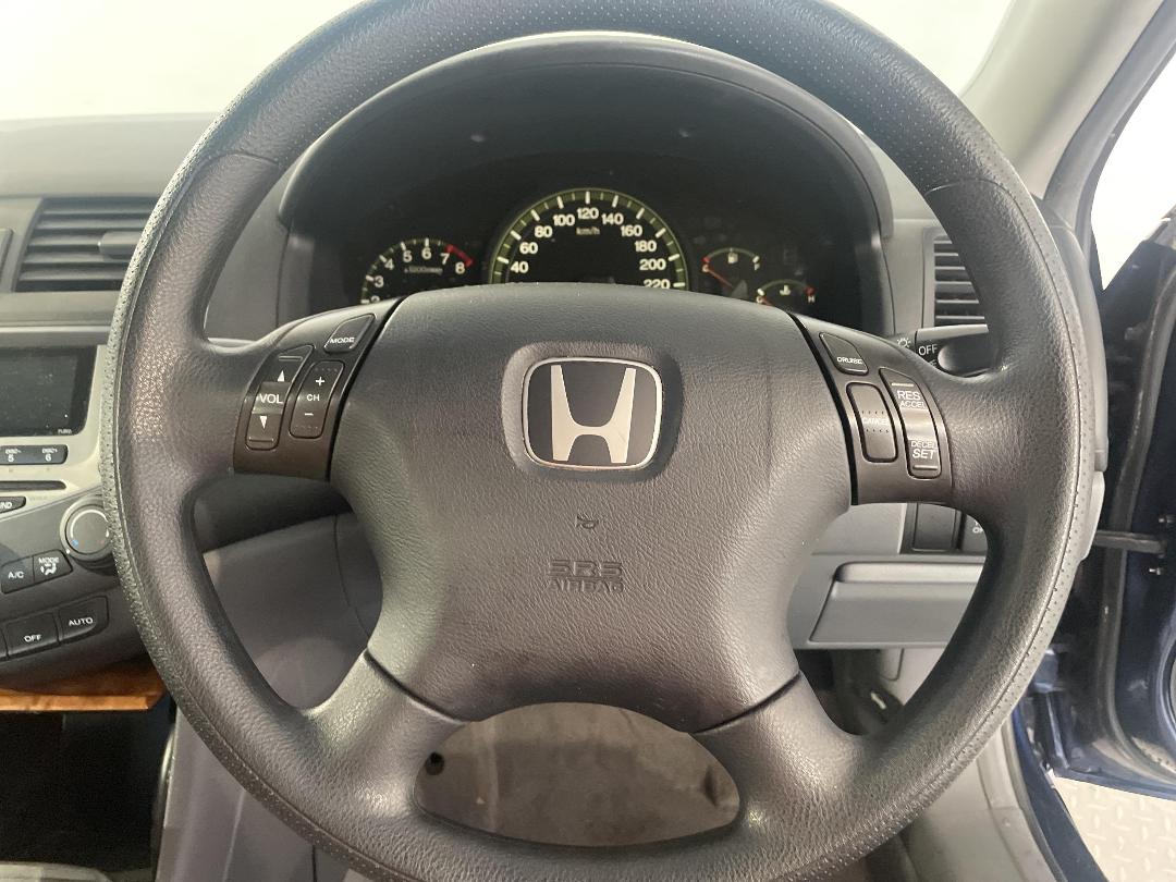 Photo '28' of Honda Accord