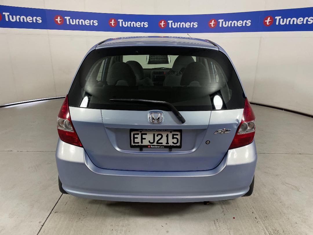 Photo '6' of Honda FIT