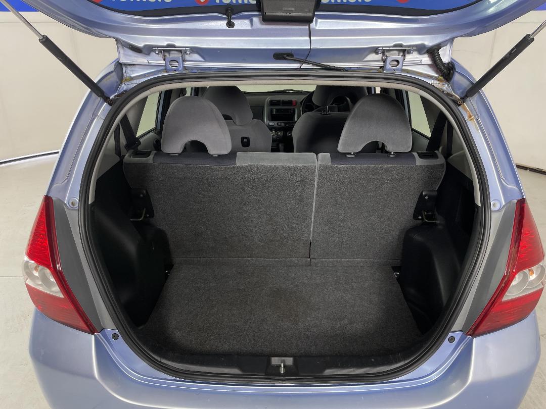 Photo '14' of Honda FIT