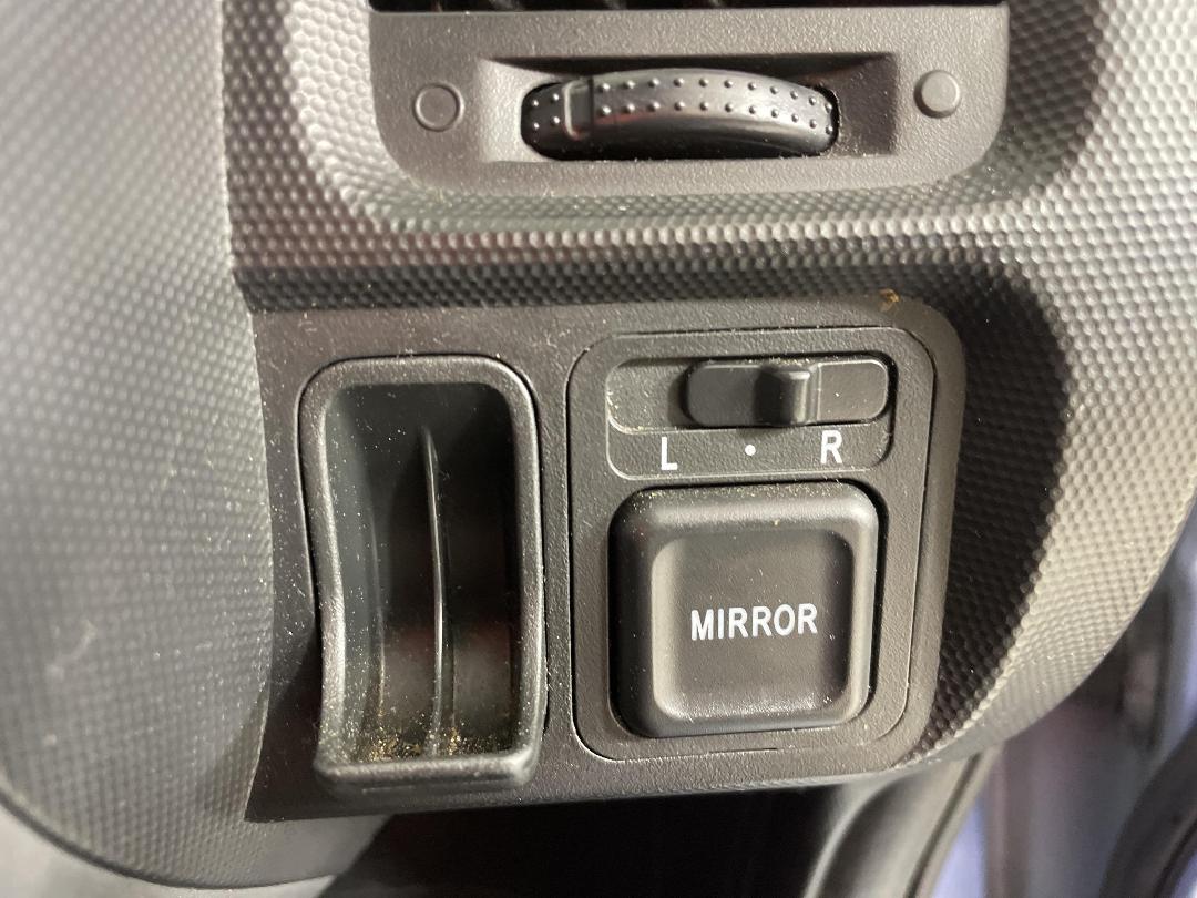 Photo '25' of Honda FIT