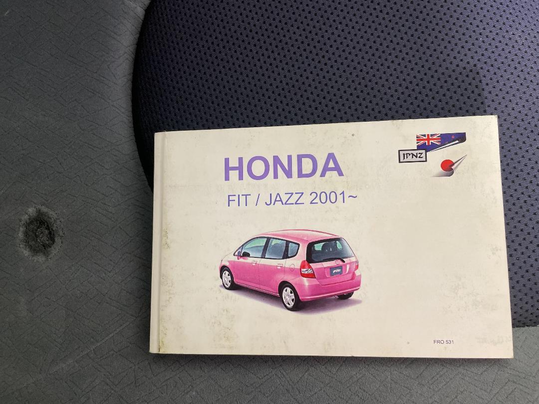 Photo '26' of Honda FIT