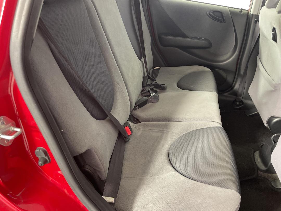 Photo '20' of Honda FIT Photo '20' of Honda FIT