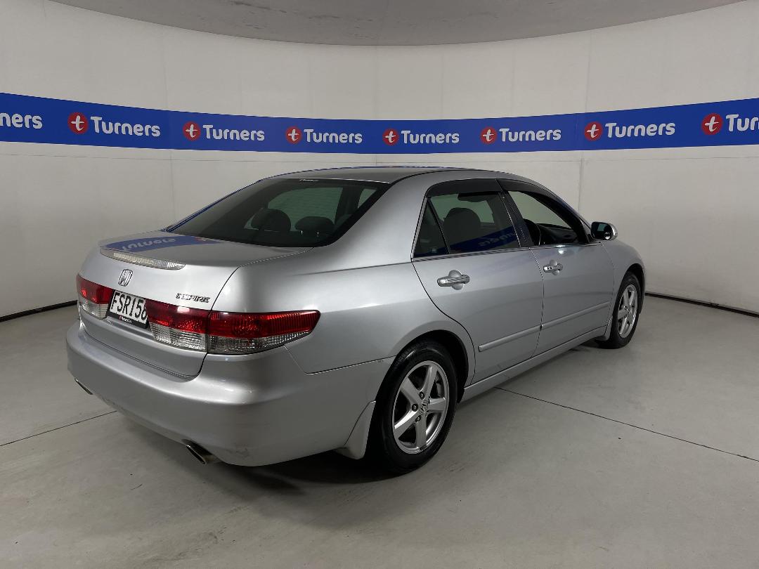 Photo '7' of Honda Inspire