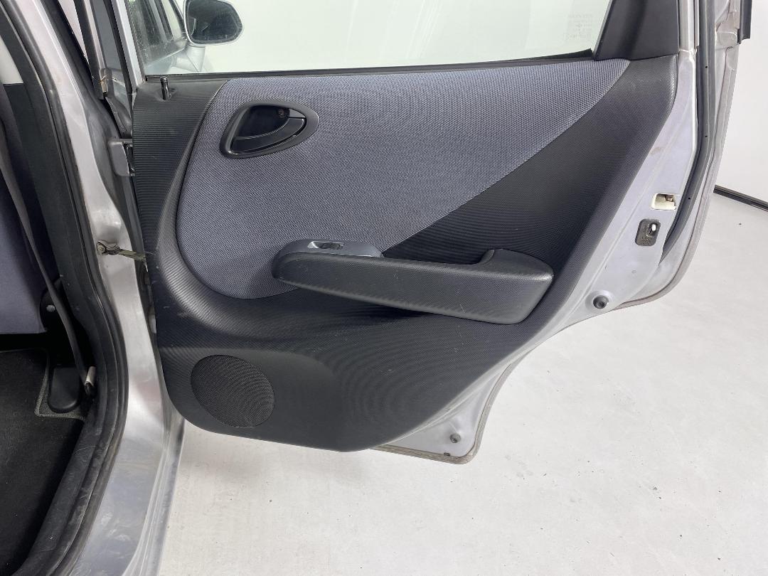 Photo '16' of Honda Jazz I