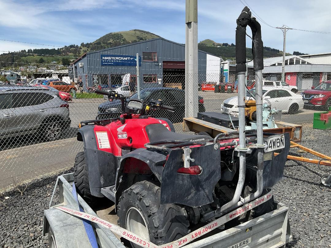 Photo '3' of Honda TRX Photo '3' of Honda TRX