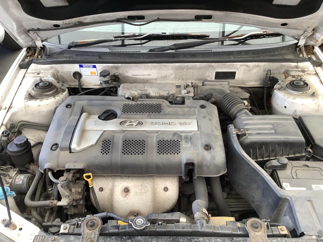 Photo '10' of Hyundai Elantra GL