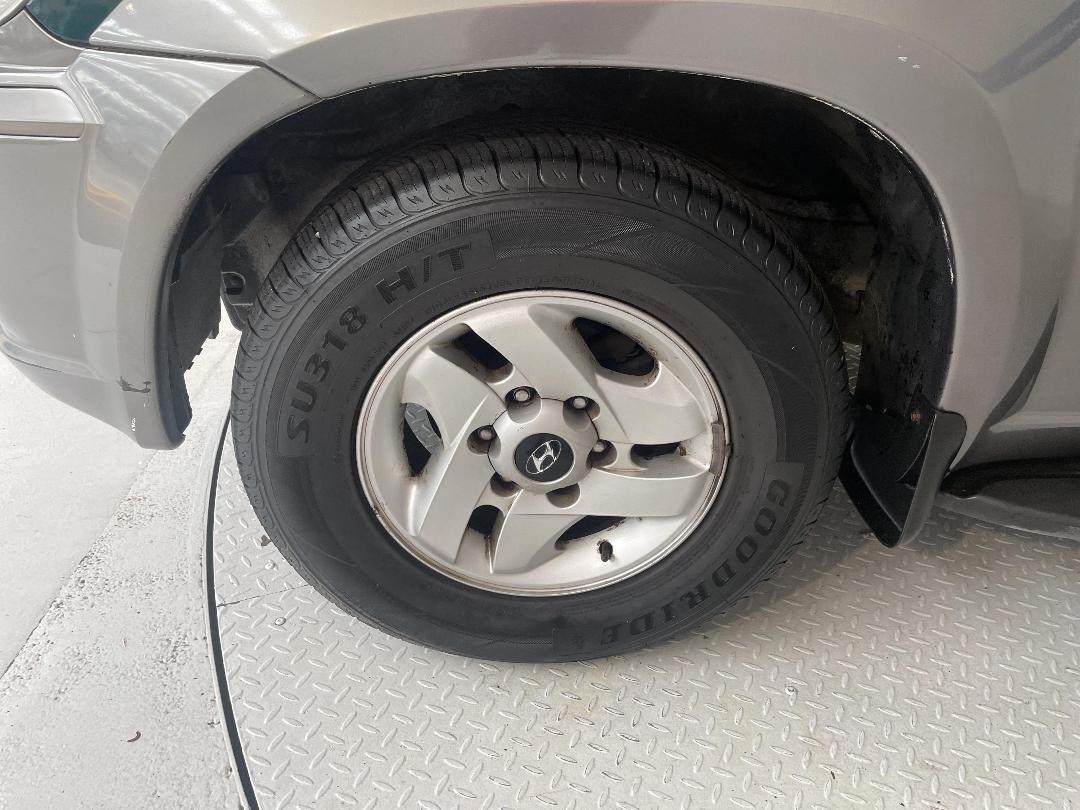 Photo '10' of Hyundai Terracan Photo '10' of Hyundai Terracan