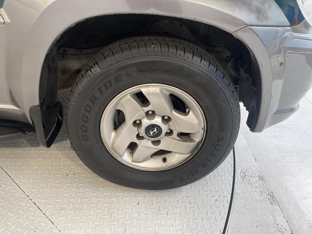 Photo '9' of Hyundai Terracan Photo '9' of Hyundai Terracan