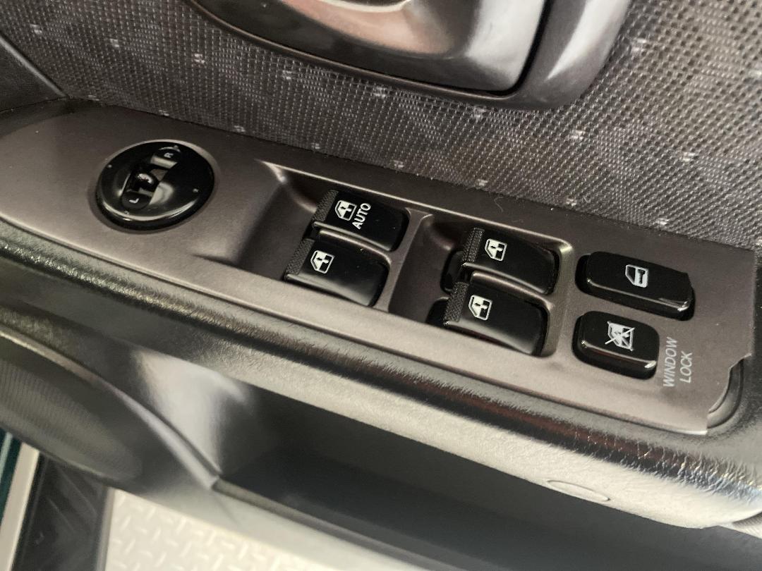 Photo '24' of Hyundai Terracan Photo '24' of Hyundai Terracan