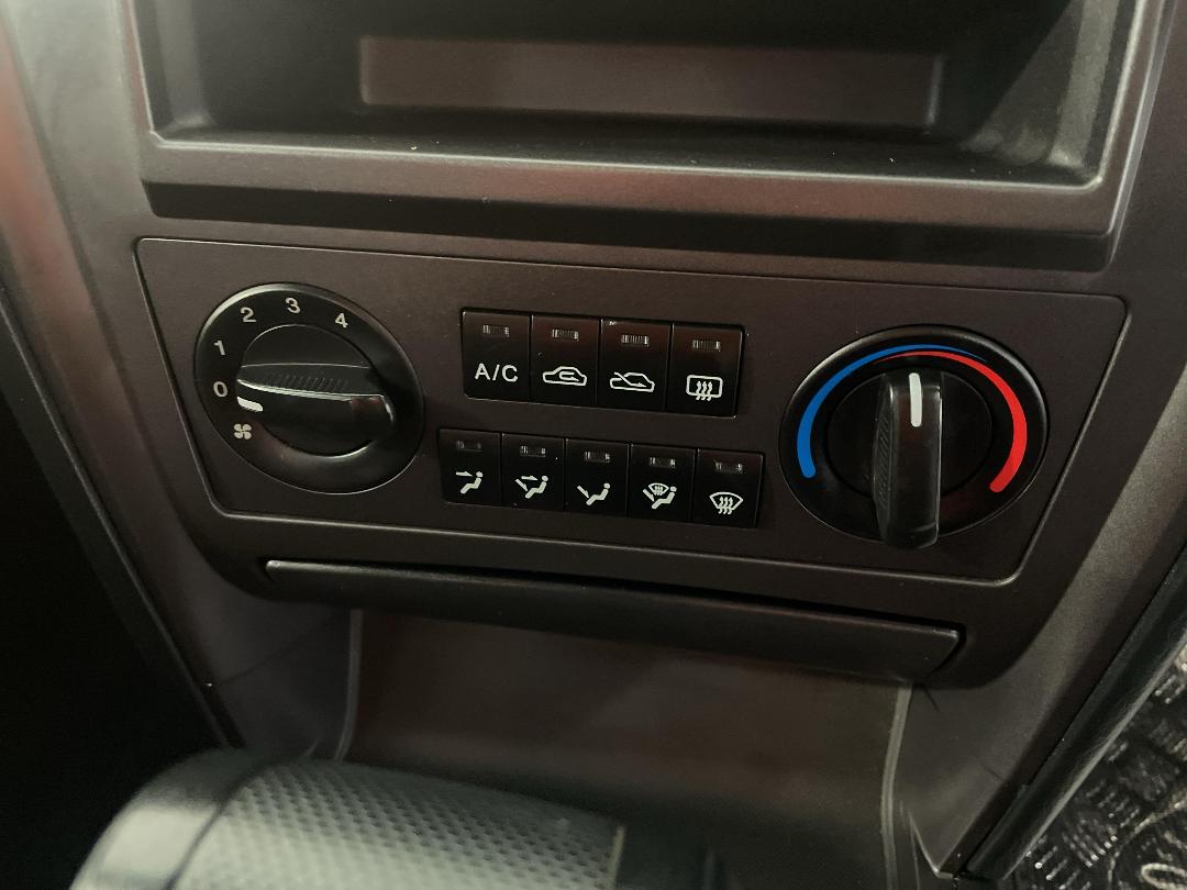 Photo '28' of Hyundai Terracan Photo '28' of Hyundai Terracan