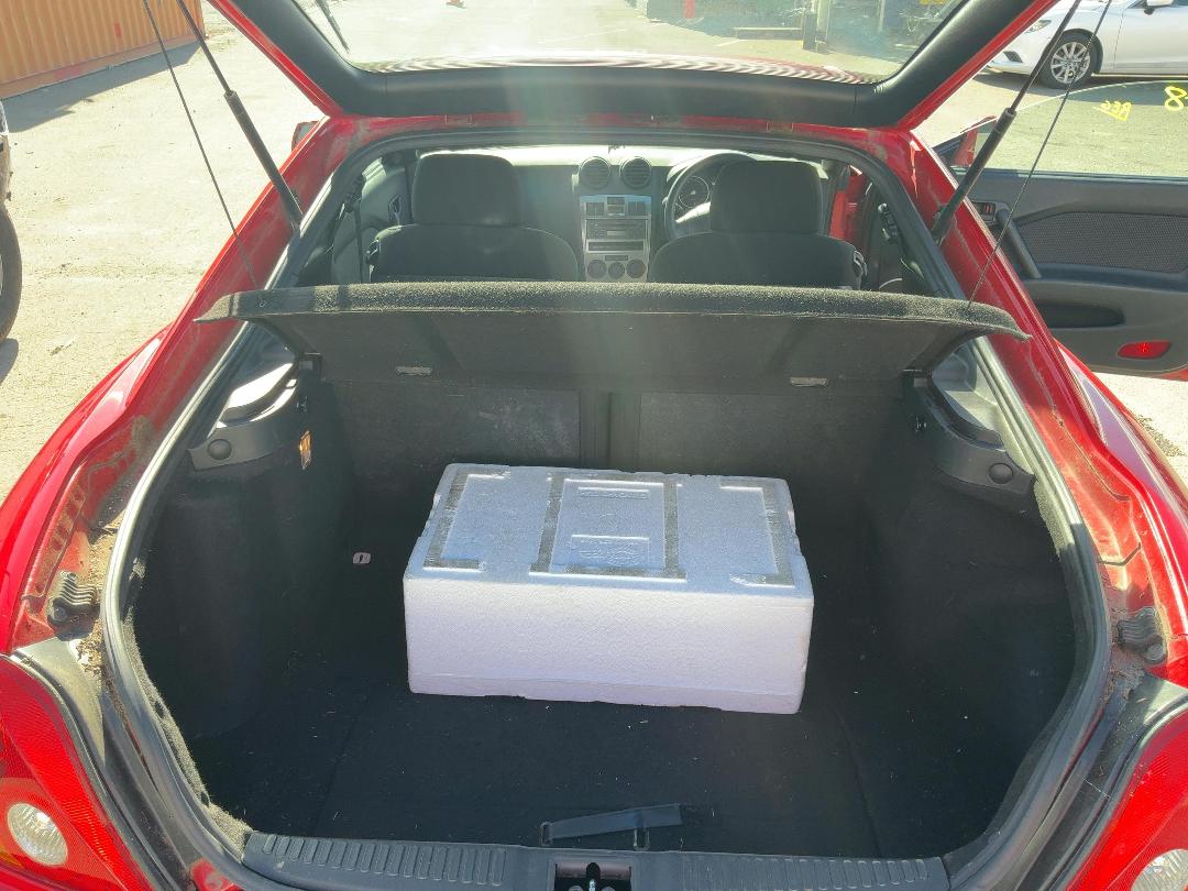 Photo '17' of Hyundai Tiburon GL Photo '17' of Hyundai Tiburon GL