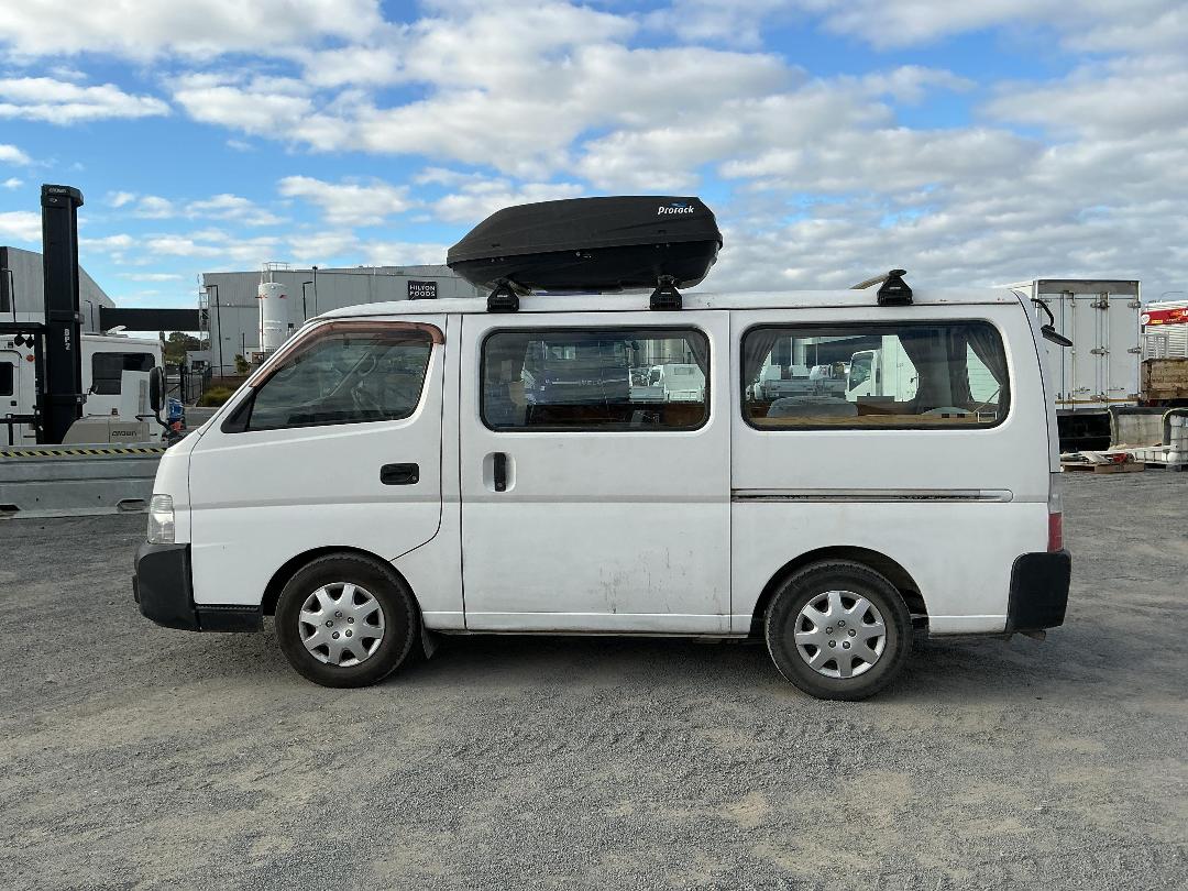 Photo '7' of Isuzu Como Van
