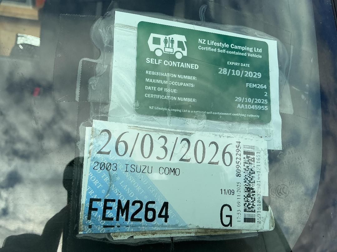 Photo '10' of Isuzu Como Van