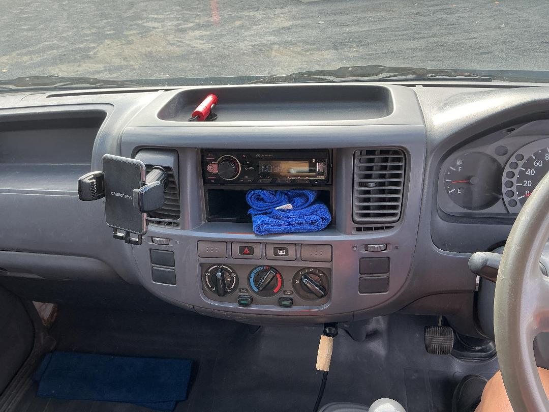 Photo '15' of Isuzu Como Van