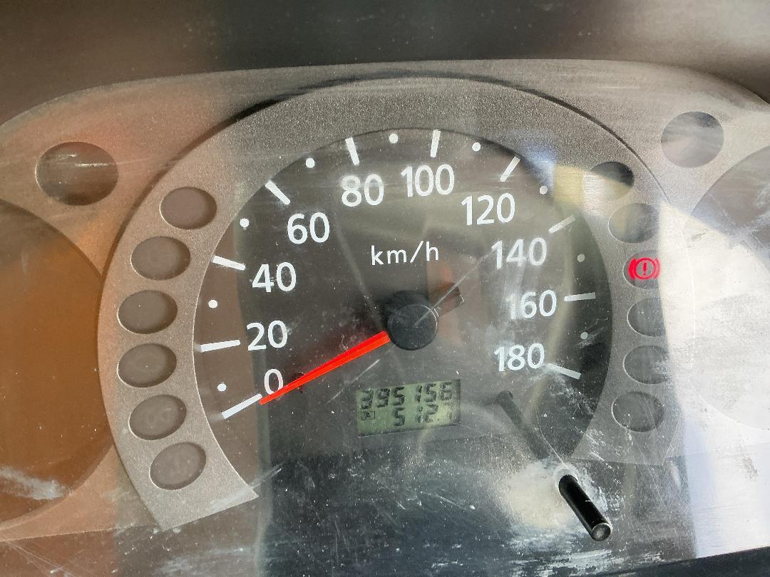 Photo '16' of Isuzu Como Van