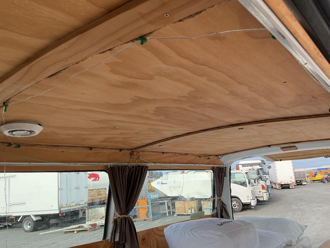 Photo '30' of Isuzu Como Van