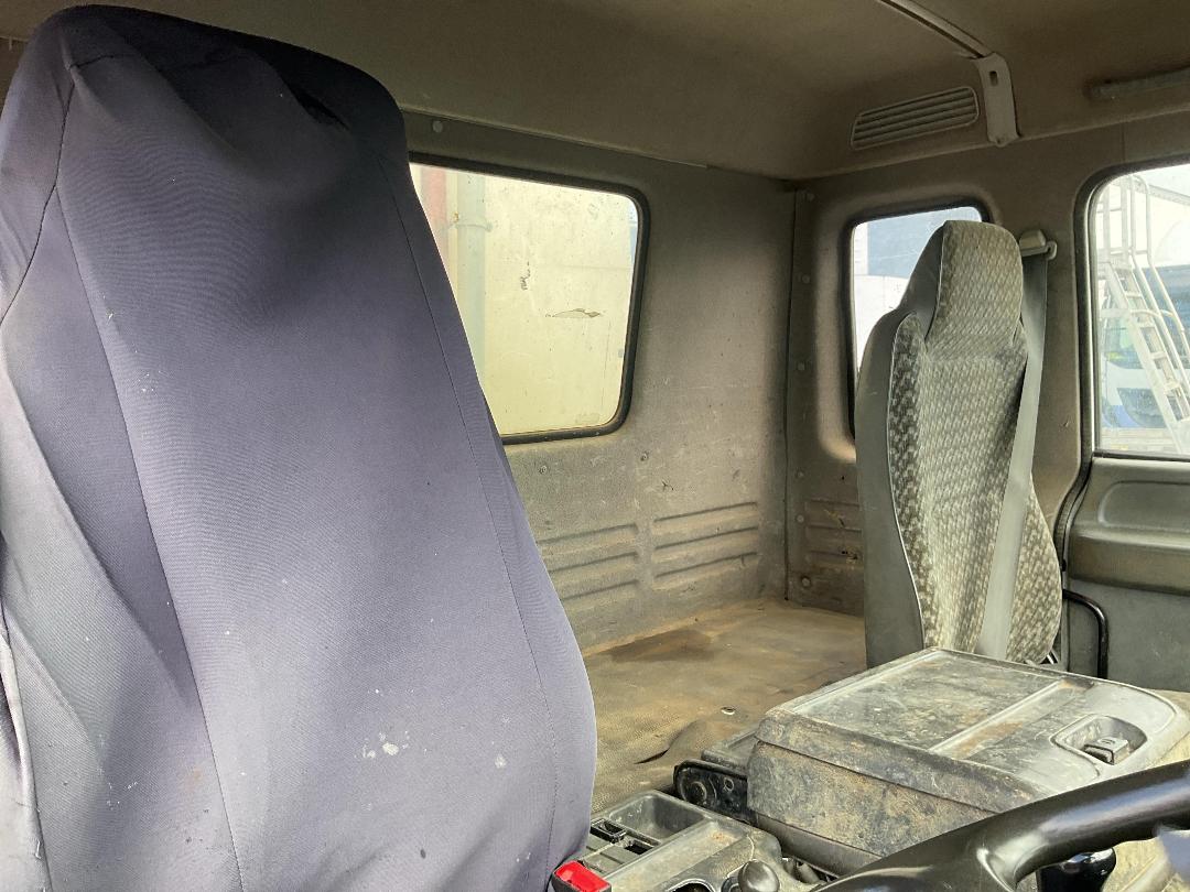 Photo '18' of Isuzu FVR 900 Hydro Excavator