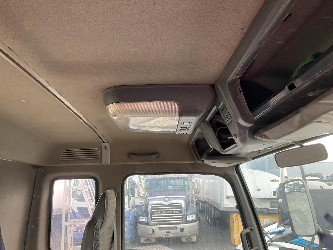 Photo '17' of Isuzu FVR 900 Hydro Excavator