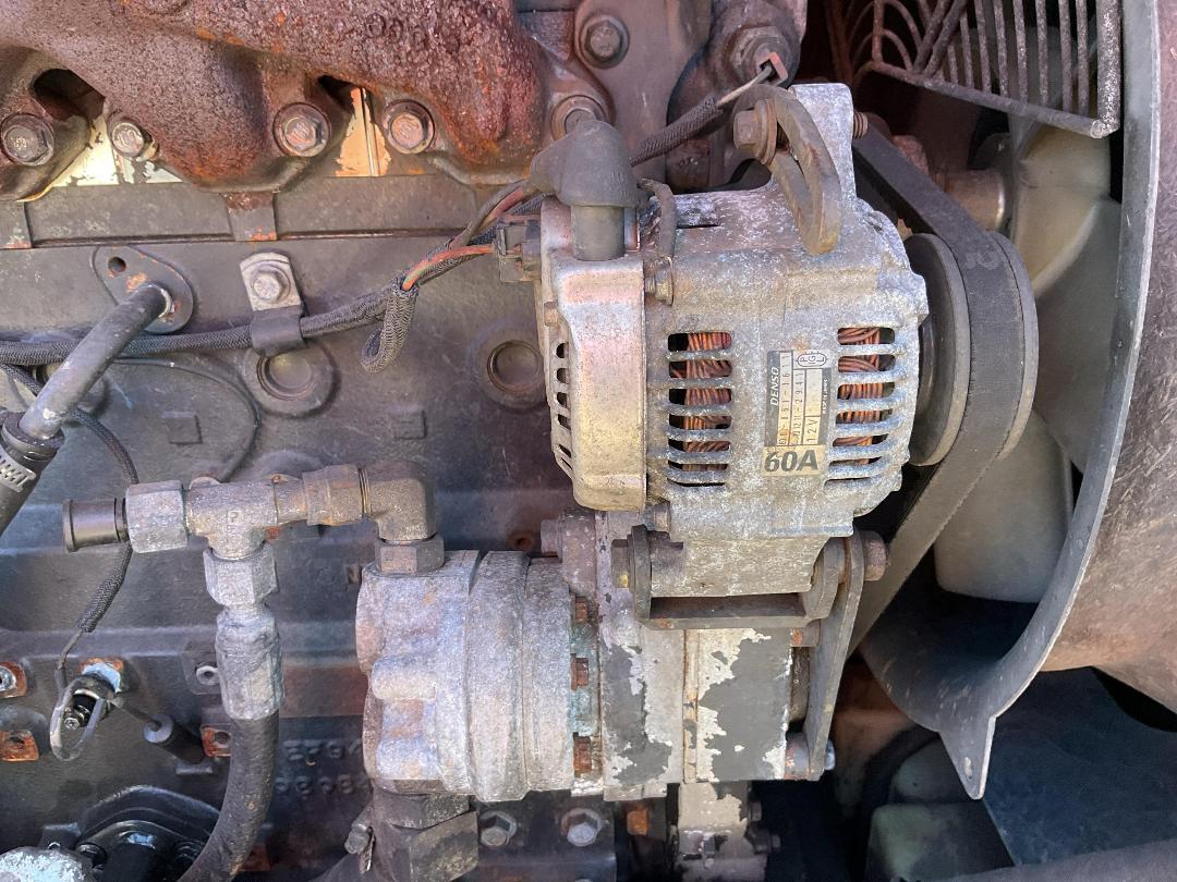 Photo '37' of Isuzu FVR 900 Hydro Excavator