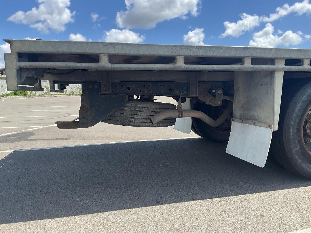 Photo '30' of Isuzu NPR450 4X2 Flat Deck