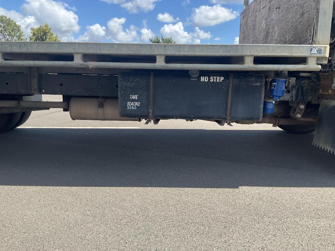 Photo '29' of Isuzu NPR450 4X2 Flat Deck