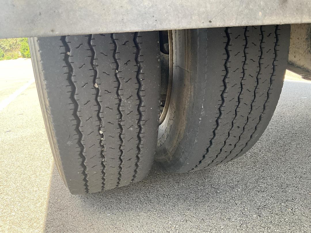 Photo '38' of Isuzu NPR450 4X2 Flat Deck