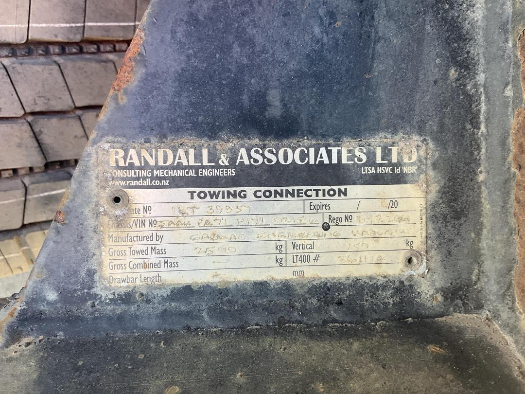 Photo '40' of Isuzu NPR450 4X2 Flat Deck