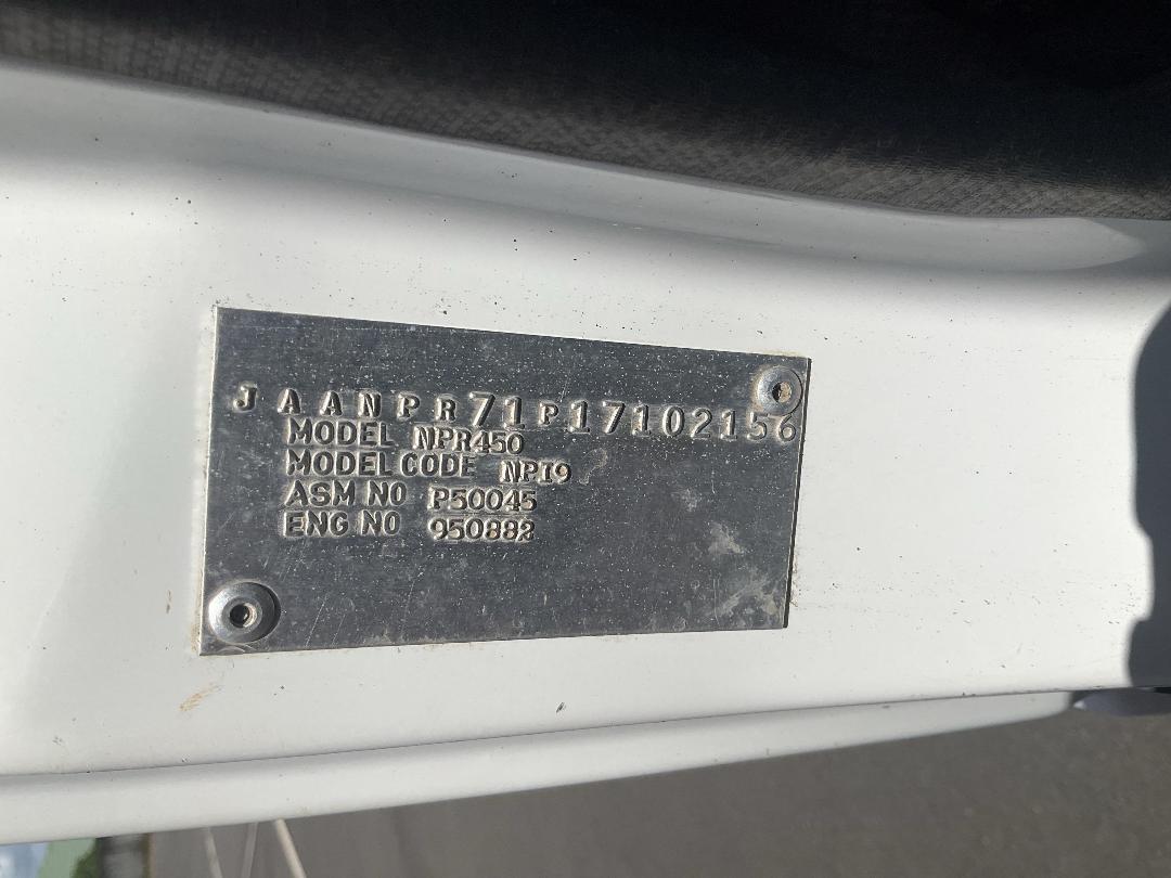 Photo '44' of Isuzu NPR450 4X2 Flat Deck