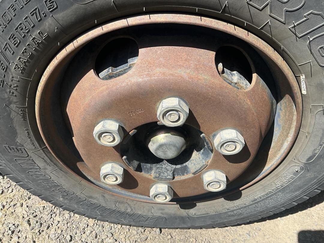 Photo '27' of Isuzu NPR450 4X2 Flat Deck