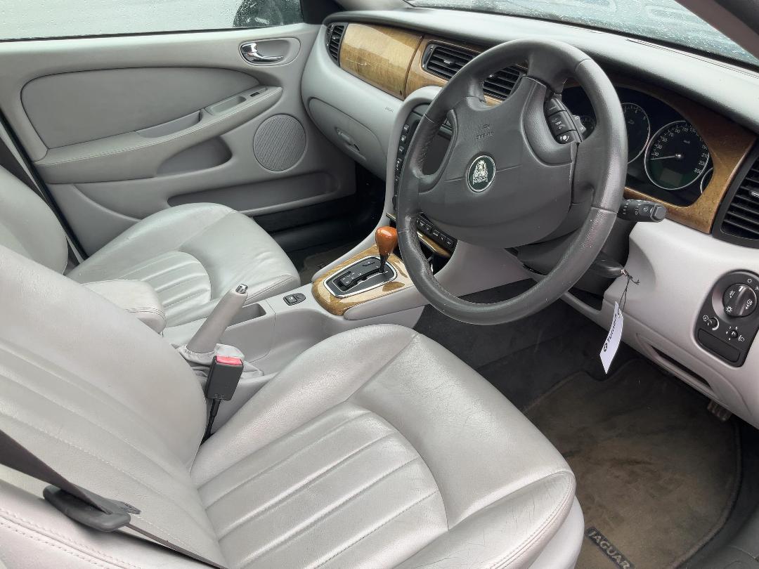 Photo '12' of Jaguar X-Type 2.0 V6 X-Type 2.0 Estate