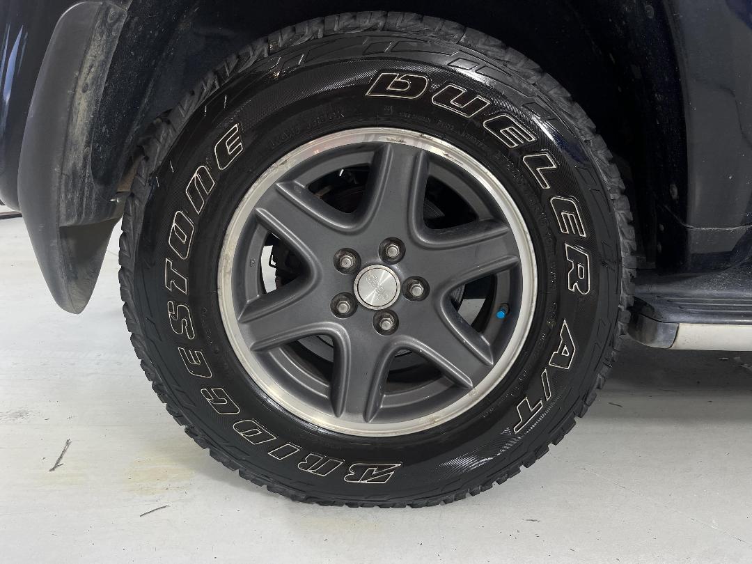 Photo '12' of Jeep Cherokee