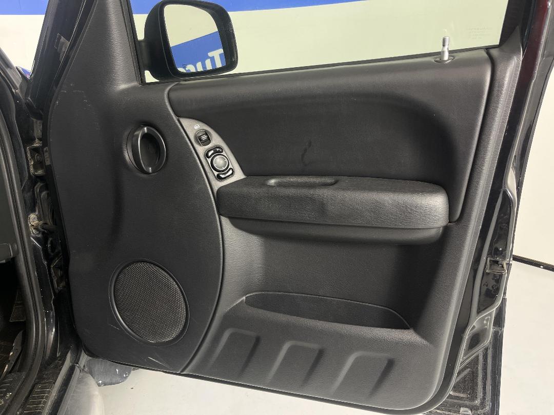 Photo '15' of Jeep Cherokee