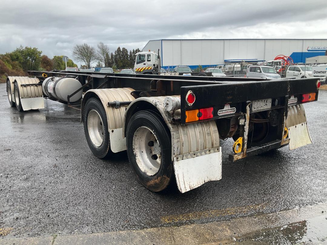 Photo '6' of M.T.E. 4A EX-TANKER Tanker Trailer Full