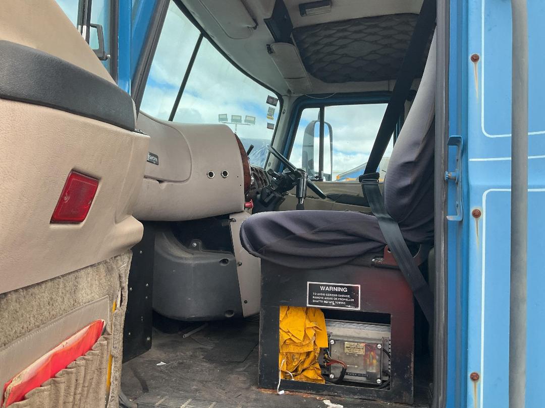 Photo '18' of Mack CX688 RST VISION Tractor Unit