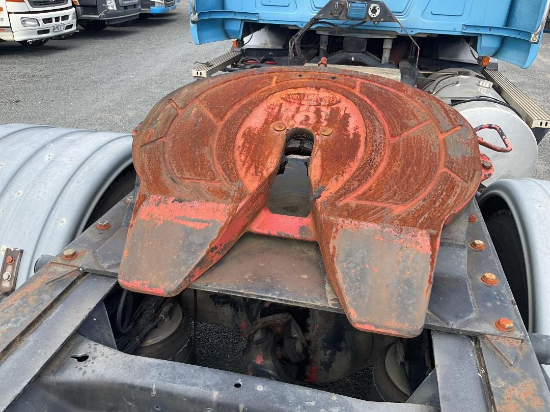 Photo '20' of Mack CX688 RST VISION Tractor Unit