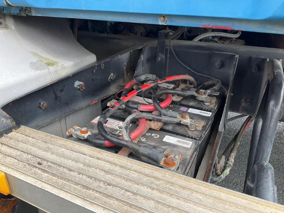 Photo '24' of Mack CX688 RST VISION Tractor Unit