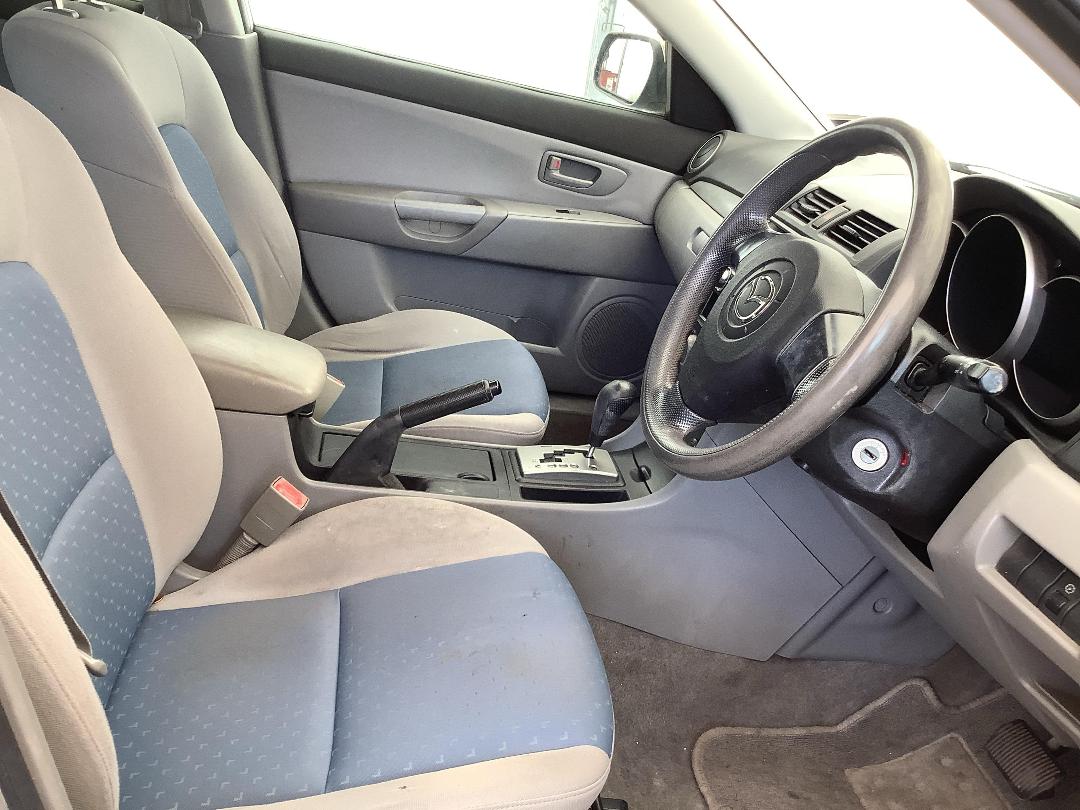 Photo '9' of Mazda Axela Photo '9' of Mazda Axela