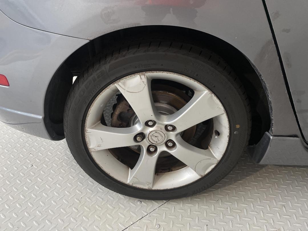 Photo '12' of Mazda Axela