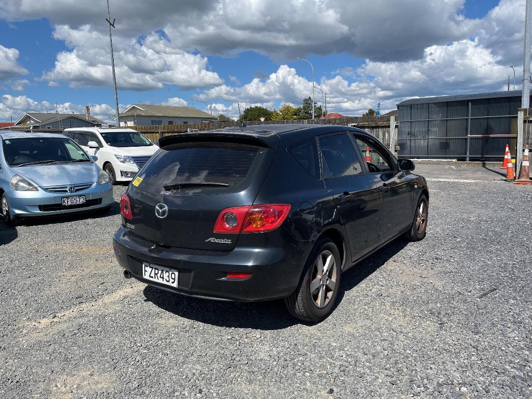 Photo '6' of Mazda Axela Photo '6' of Mazda Axela