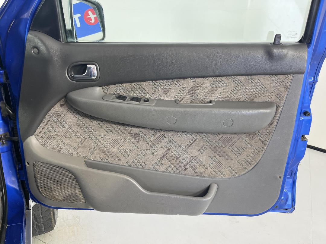 Photo '14' of Mazda Bounty