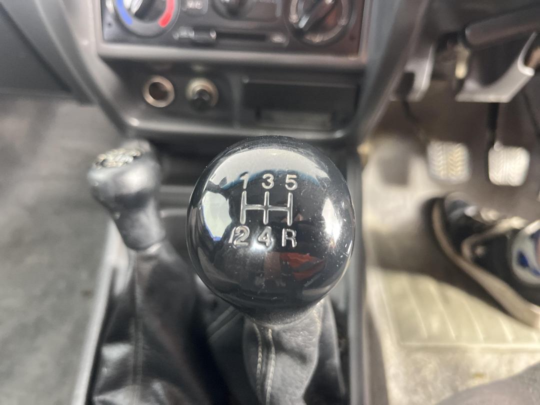 Photo '30' of Mazda Bounty