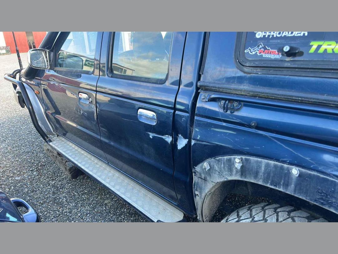 Photo '8' of Mazda Bounty DBL CAB W/S TD