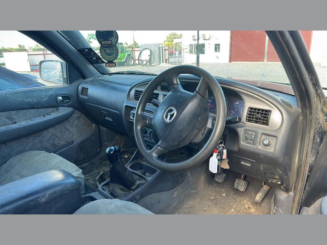 Photo '13' of Mazda Bounty DBL CAB W/S TD