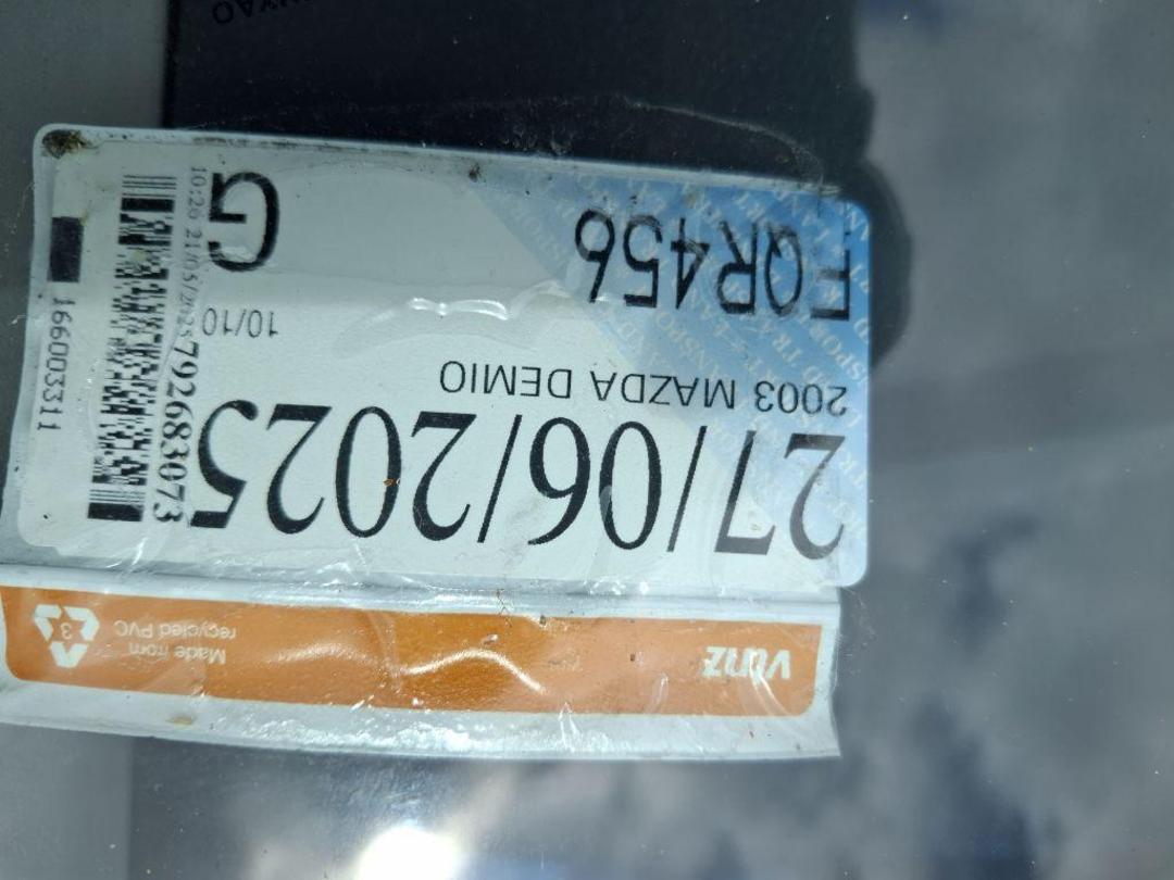 Photo '15' of Mazda Demio Photo '15' of Mazda Demio