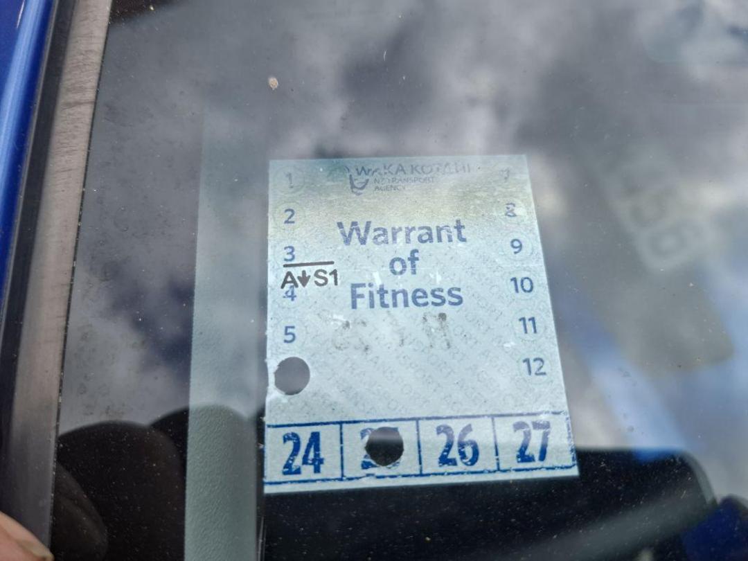 Photo '17' of Mazda Demio Photo '17' of Mazda Demio