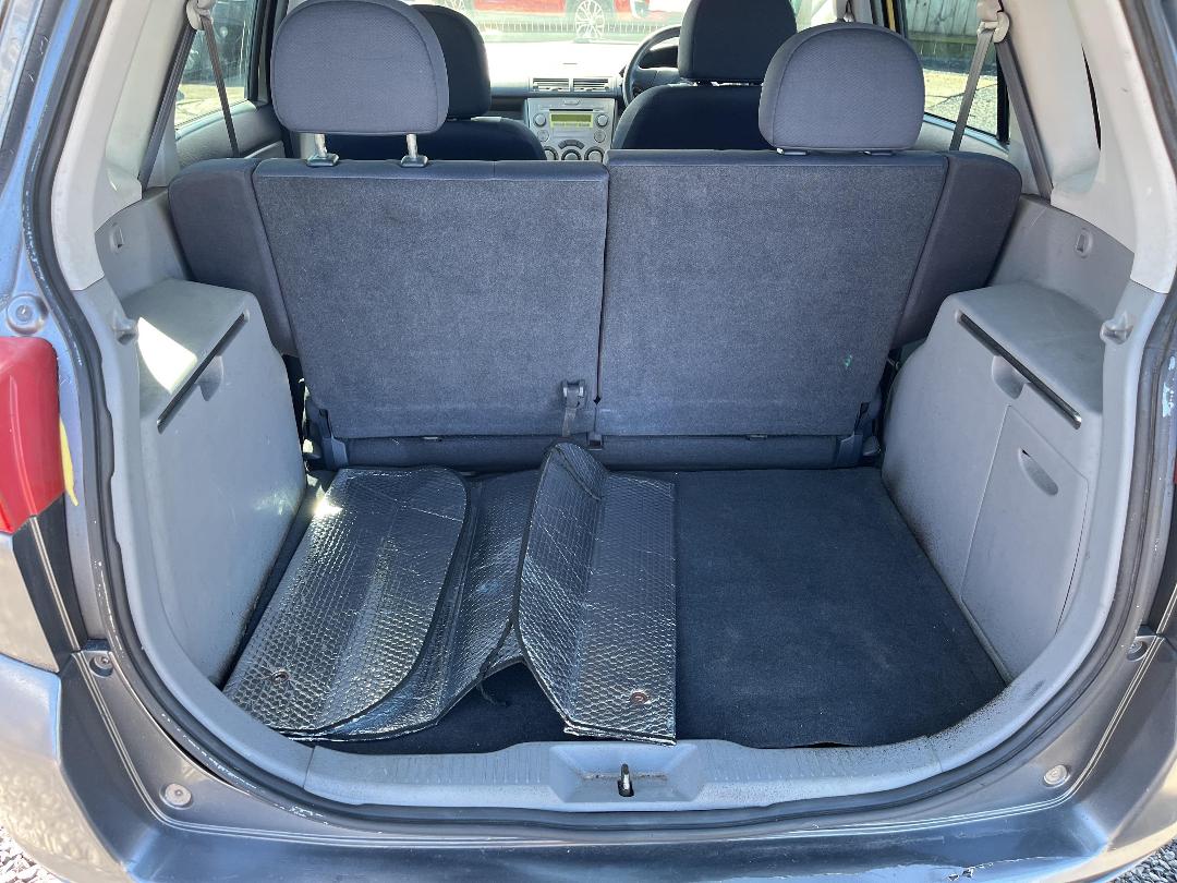 Photo '12' of Mazda Demio