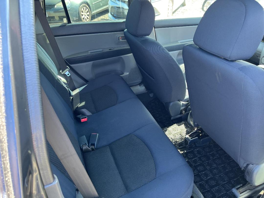 Photo '18' of Mazda Demio