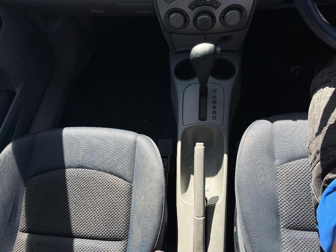 Photo '16' of Mazda Demio