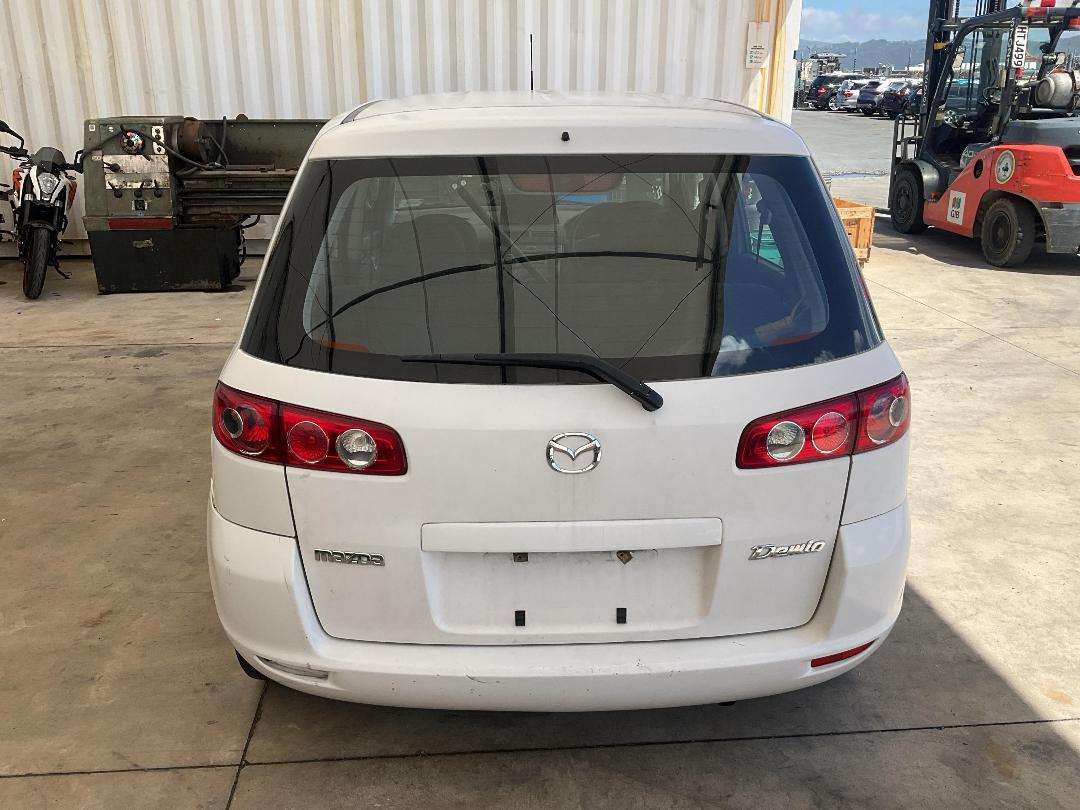 Photo '4' of Mazda Demio Casual