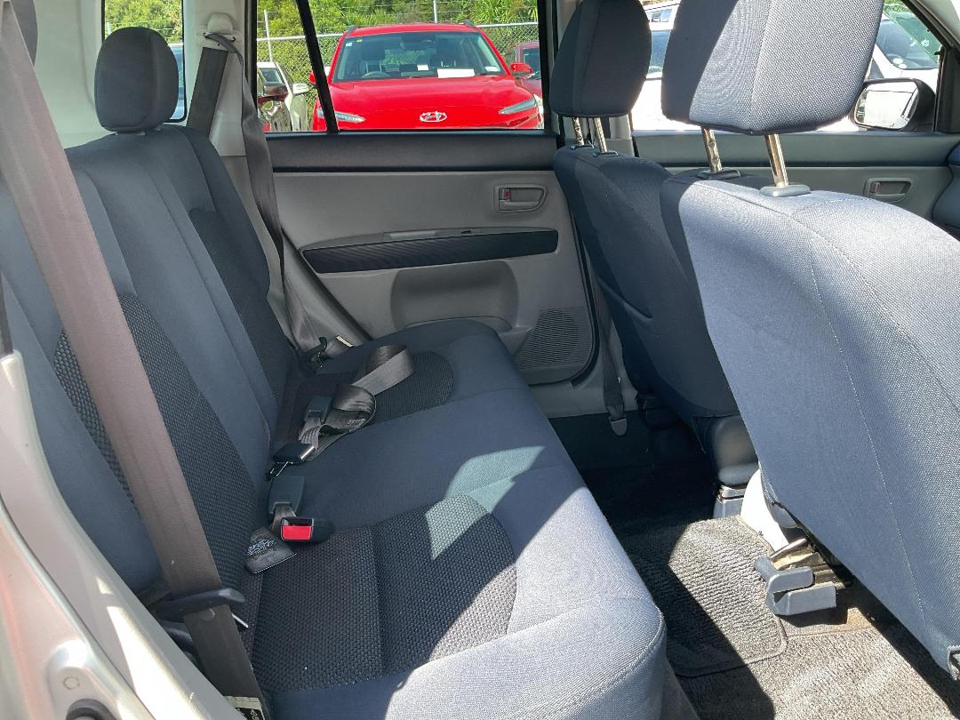 Photo '9' of Mazda Demio